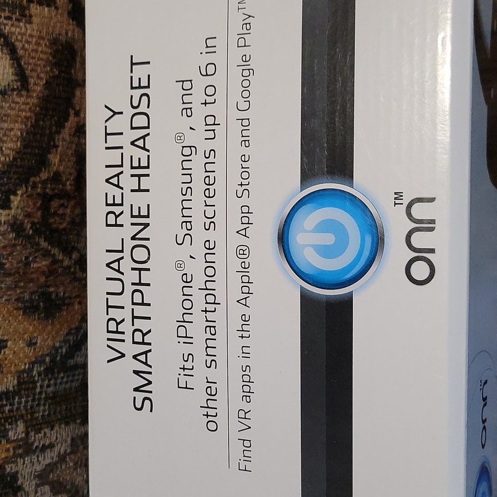 Virtual Reality Smartphone Headset - Picture 4 of 4